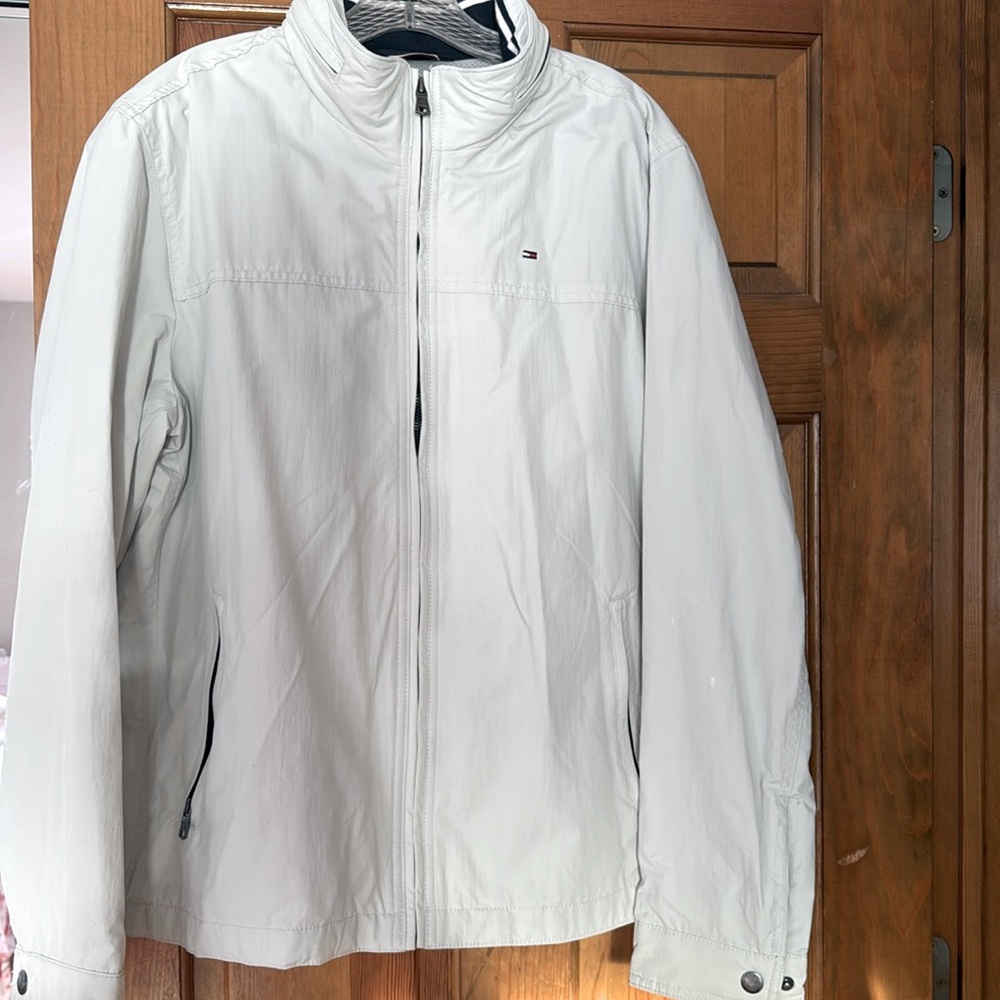 Men’s Tommy Hilfiger lightweight coat with hood